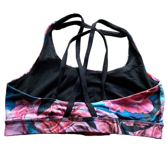 Lululemon Energy Bra
Secret Garden / Black size 6 - Picture 5 of 8